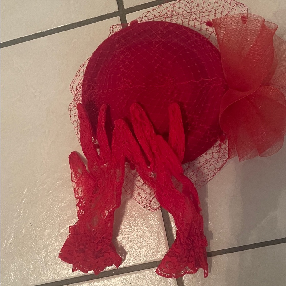 Elegant Red Hat and Gloves Set